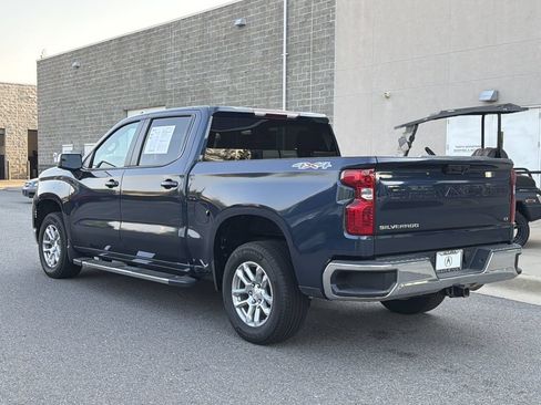 Used 2023 Chevrolet Silverado 1500 LT AWD/4WD image 5