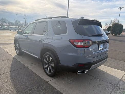 New 2025 Honda Pilot Touring image 5