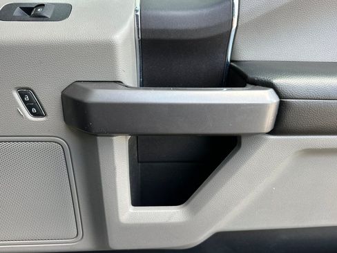 Used 2019 Ford F150 XLT w/ Equipment Group 301A Mid AWD/4WD image 18