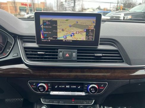 Used 2019 Audi Q5 2.0T Premium Plus image 18