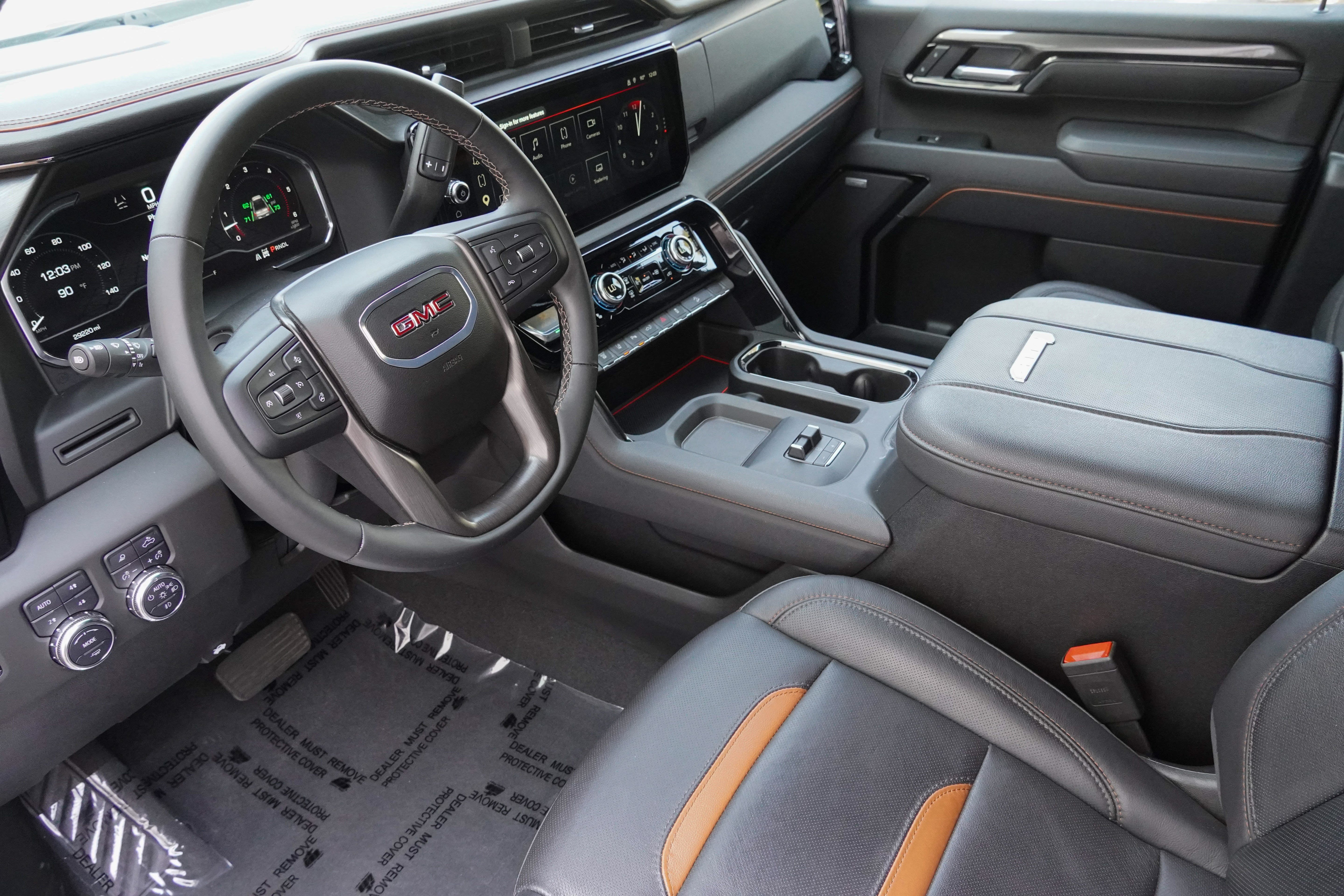 Used 2025 GMC Sierra 2500 AT4 w/ AT4 Preferred Package AWD/4WD image 6