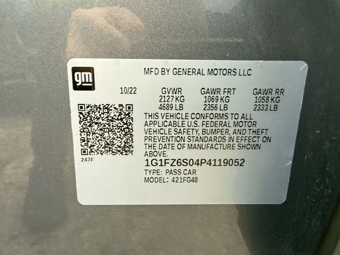 Used 2023 Chevrolet Bolt EUV Premier w/ Sun & Sound Package image 30