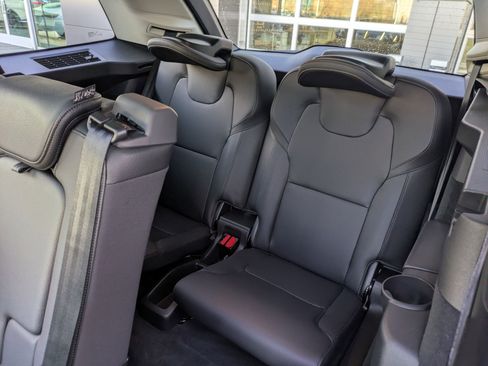 Certified 2022 Volvo XC90 T8 Inscription Expression image 30