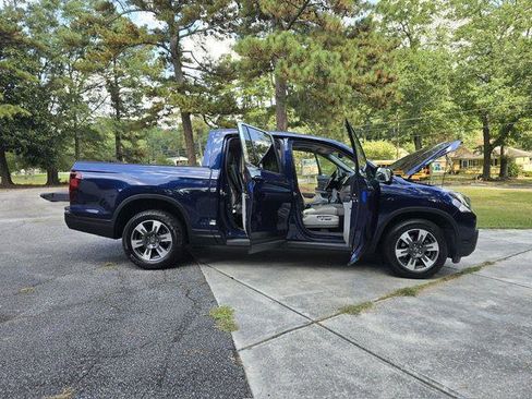 Used 2019 Honda Ridgeline RTL-T image 3