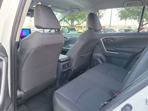 Used 2025 Toyota RAV4 LE FWD image 7