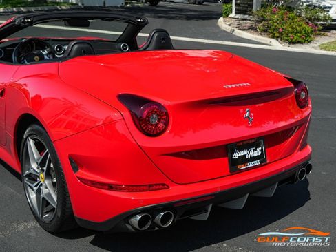 Used 2015 Ferrari California T image 55
