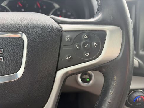 Used 2020 GMC Terrain SLE w/ Driver Convenience Package FWD image 21