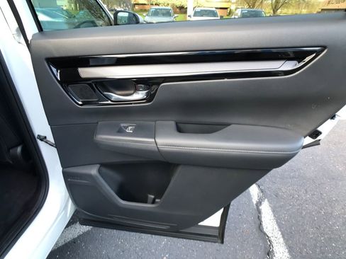 Certified 2023 Honda CR-V EX-L image 29