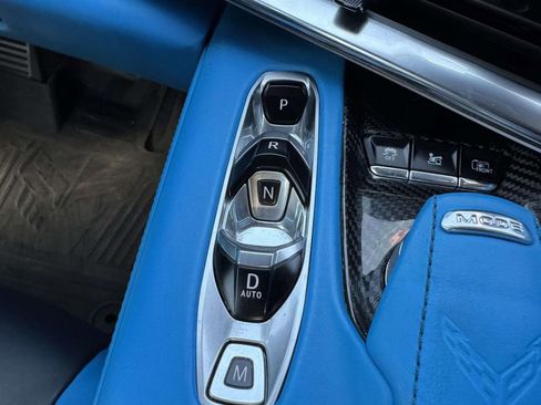 Used 2021 Chevrolet Corvette Stingray Premium Conv w/ Z51 Performance Package image 28