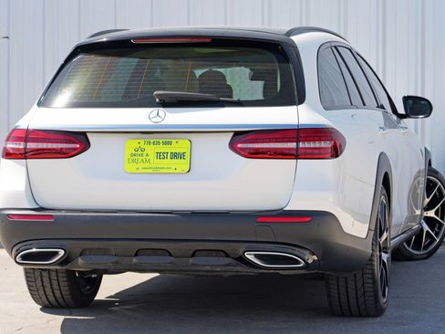 Used 2022 Mercedes-Benz E 450 4MATIC All-Terrain Wagon image 5