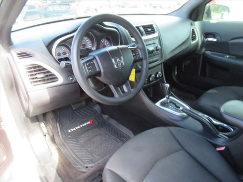 Used 2014 Dodge Avenger SE w/ Rallye Appearance Group image 15