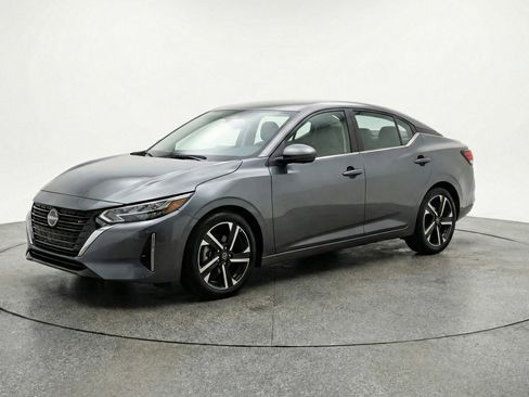 Used 2025 Nissan Sentra SV FWD image 3
