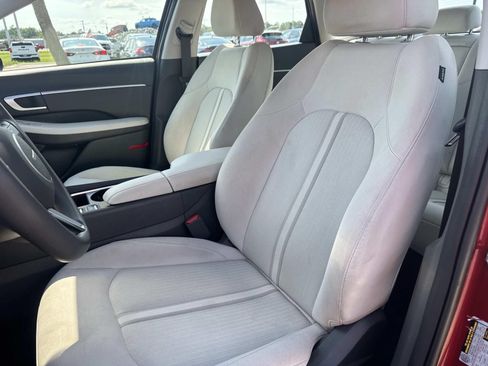 Used 2025 Hyundai Sonata SEL FWD image 15