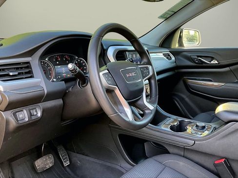 Used 2023 GMC Acadia SLE w/ Driver Convenience Package AWD/4WD image 18