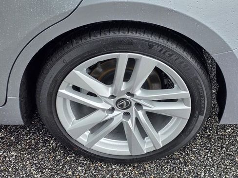 Used 2025 Lexus IS 300 w/ Comfort Package RWD image 33