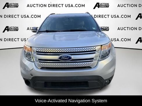Used 2013 Ford Explorer XLT AWD/4WD image 2