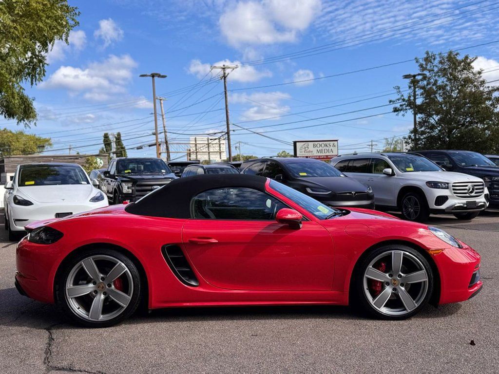 Used 2019 Porsche 718 Boxster GTS RWD image 8