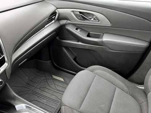 Certified 2024 Chevrolet Traverse LT image 28