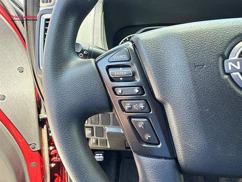 Used 2024 Nissan Frontier SV w/ Tow Package RWD image 22