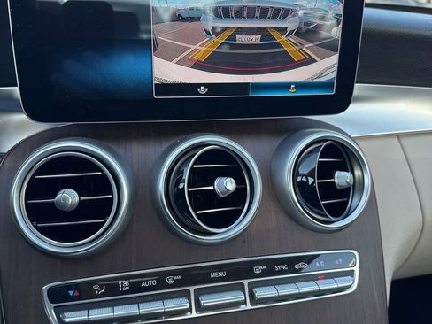 Used 2021 Mercedes-Benz C 300 Sedan image 8