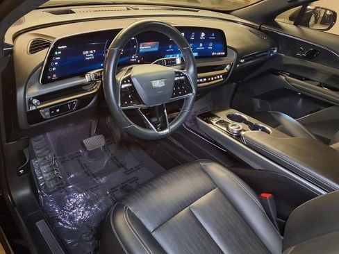 Certified 2024 Cadillac Lyriq Sport AWD/4WD image 3