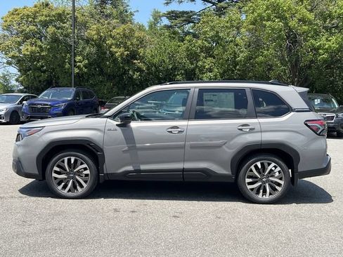 New 2026 Subaru Forester Touring AWD/4WD image 10