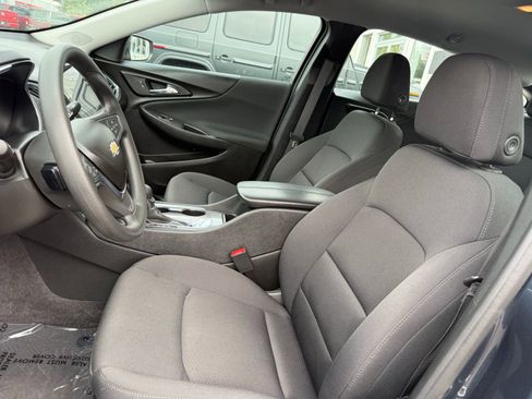 Used 2021 Chevrolet Malibu LT image 10