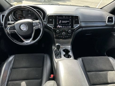 Certified 2022 Jeep Grand Cherokee Laredo X image 10