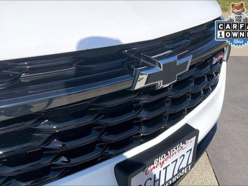 Used 2024 Chevrolet Trax RS w/ Sunroof Package FWD image 27