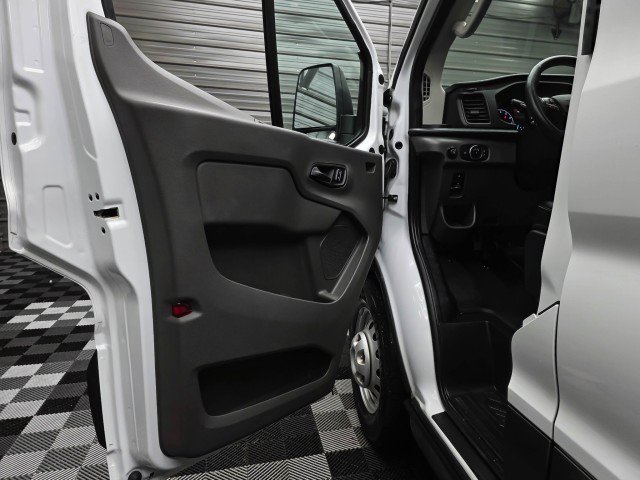 Used 2024 Ford Transit 150 Low Roof AWD w/ Exterior Upgrade Package image 28