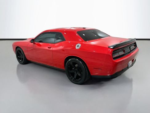 Used 2023 Dodge Challenger R/T RWD image 5