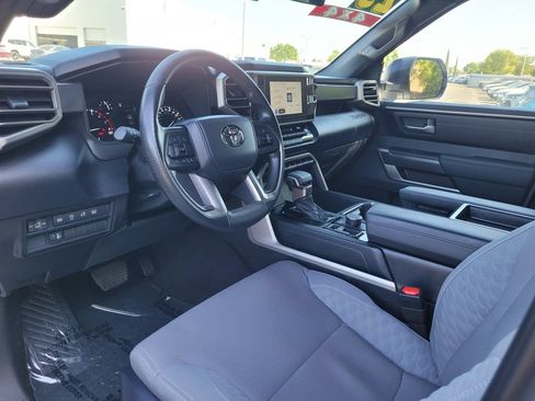 Used 2025 Toyota Tundra SR5 AWD/4WD image 11