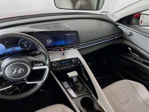 Certified 2023 Hyundai Elantra Limited w/ Cargo Package image 25