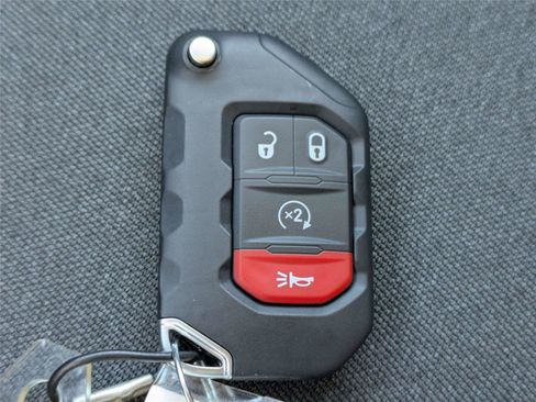 New 2026 Jeep Gladiator Sport image 28