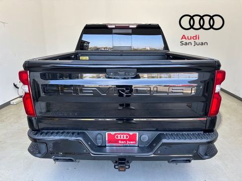 Used 2020 Chevrolet Silverado 1500 LT Trail Boss w/ Midnight Edition image 36