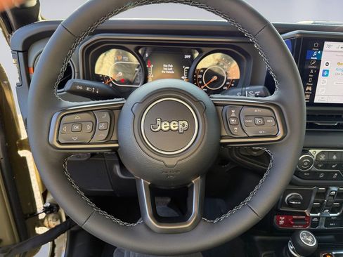 New 2026 Jeep Gladiator Mojave image 13