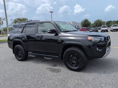 Certified 2023 Toyota 4Runner TRD Off-Road Premium w/ Moonroof Package AWD/4WD image 1