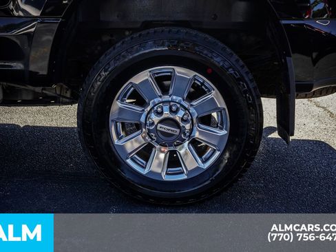 Used 2022 Ford F250 Platinum image 16
