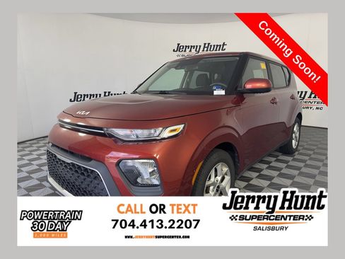 Used 2022 Kia Soul LX w/ Technology Package FWD image 1