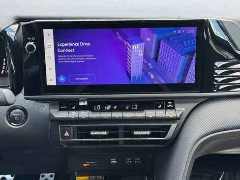 Used 2025 Toyota Camry SE w/ Multimedia Upgrade Package AWD/4WD image 25