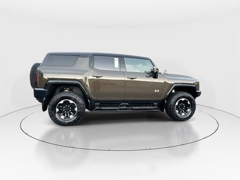 Used 2024 GMC Hummer EV 3X w/ Extreme Off-Road Package AWD/4WD image 9