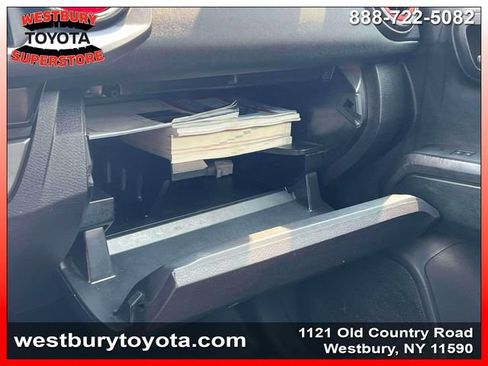Used 2017 Toyota Tacoma TRD Sport w/ Tow Package AWD/4WD image 30