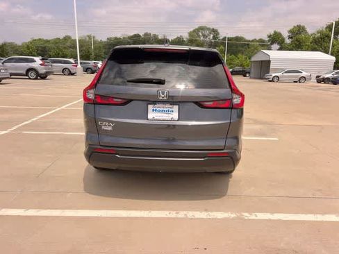 Used 2024 Honda CR-V LX image 6