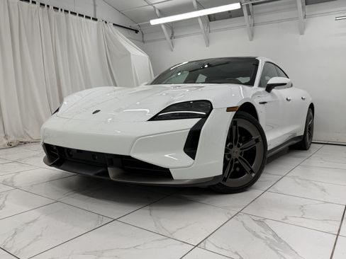 Certified 2025 Porsche Taycan Turbo S AWD/4WD image 8