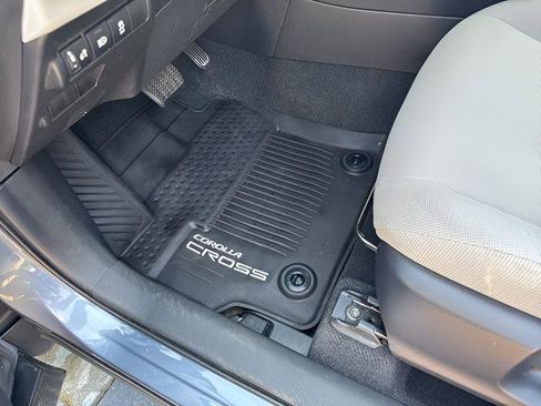 Used 2026 Toyota Corolla Cross L FWD image 19