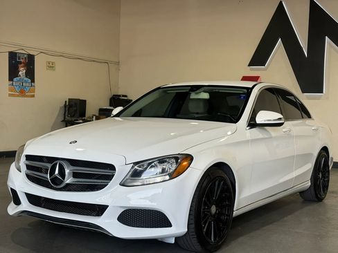 Used 2015 Mercedes-Benz C 300 Sedan image 1