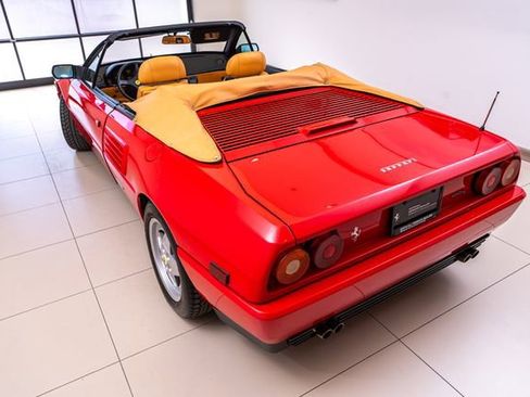 Used 1992 Ferrari Mondial T Cabriolet image 2