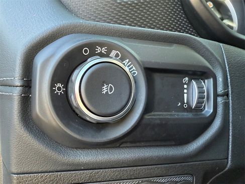 Used 2024 Jeep Wrangler Unlimited Rubicon image 20