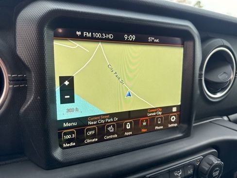 Used 2023 Jeep Wrangler Unlimited Sahara w/ Cold Weather Group image 21