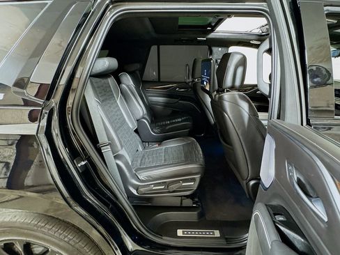 Used 2022 Cadillac Escalade Sport Platinum w/ LPO, ONYX Package RWD image 29